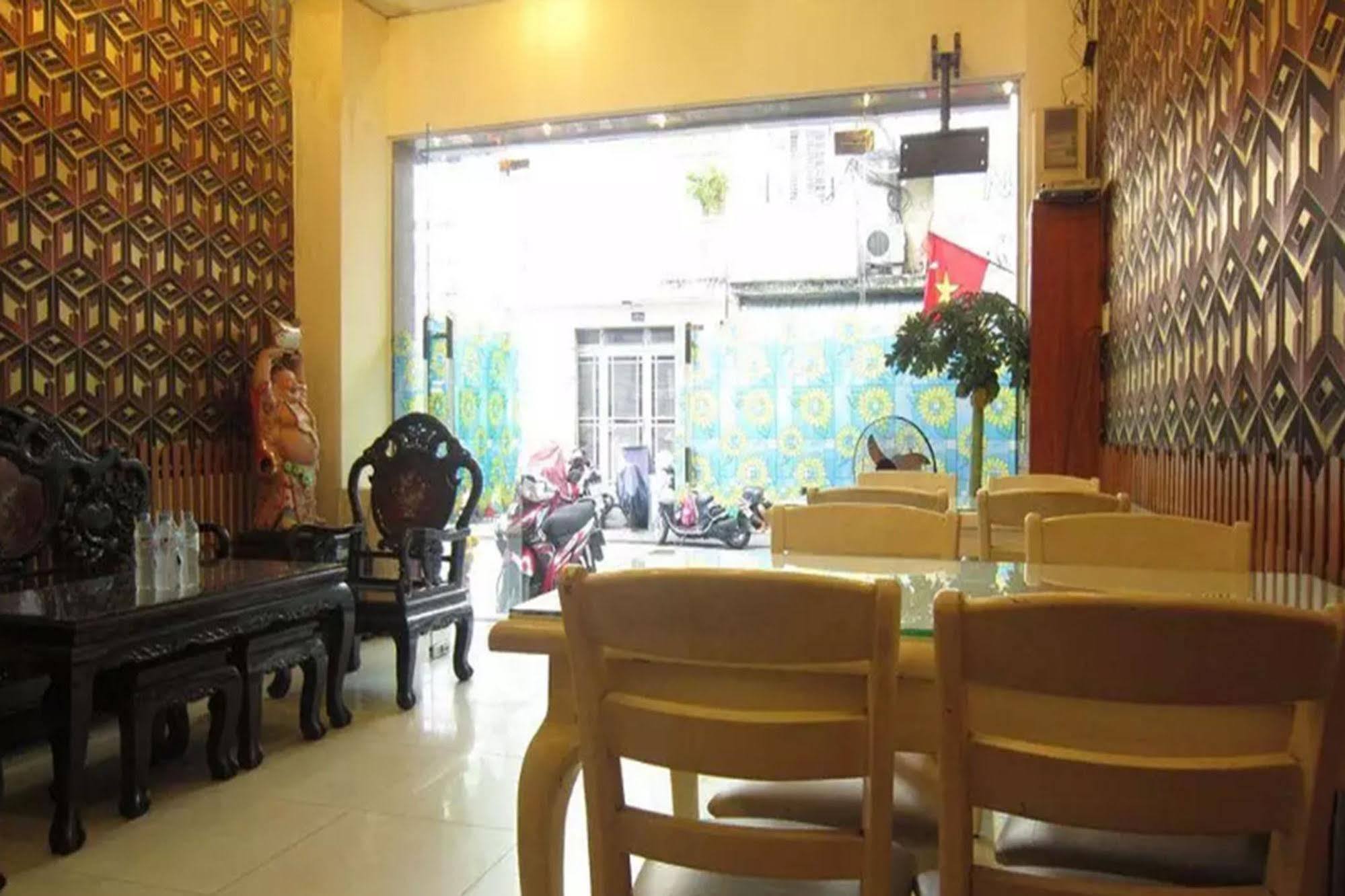 Ava Saigon 3 Hotel Hô Chi Minh-Ville Extérieur photo