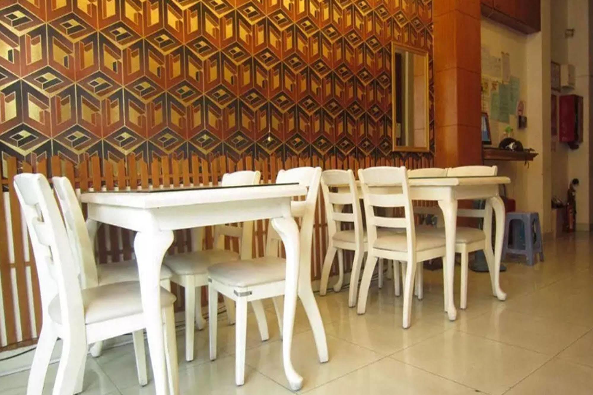 Ava Saigon 3 Hotel Hô Chi Minh-Ville Extérieur photo